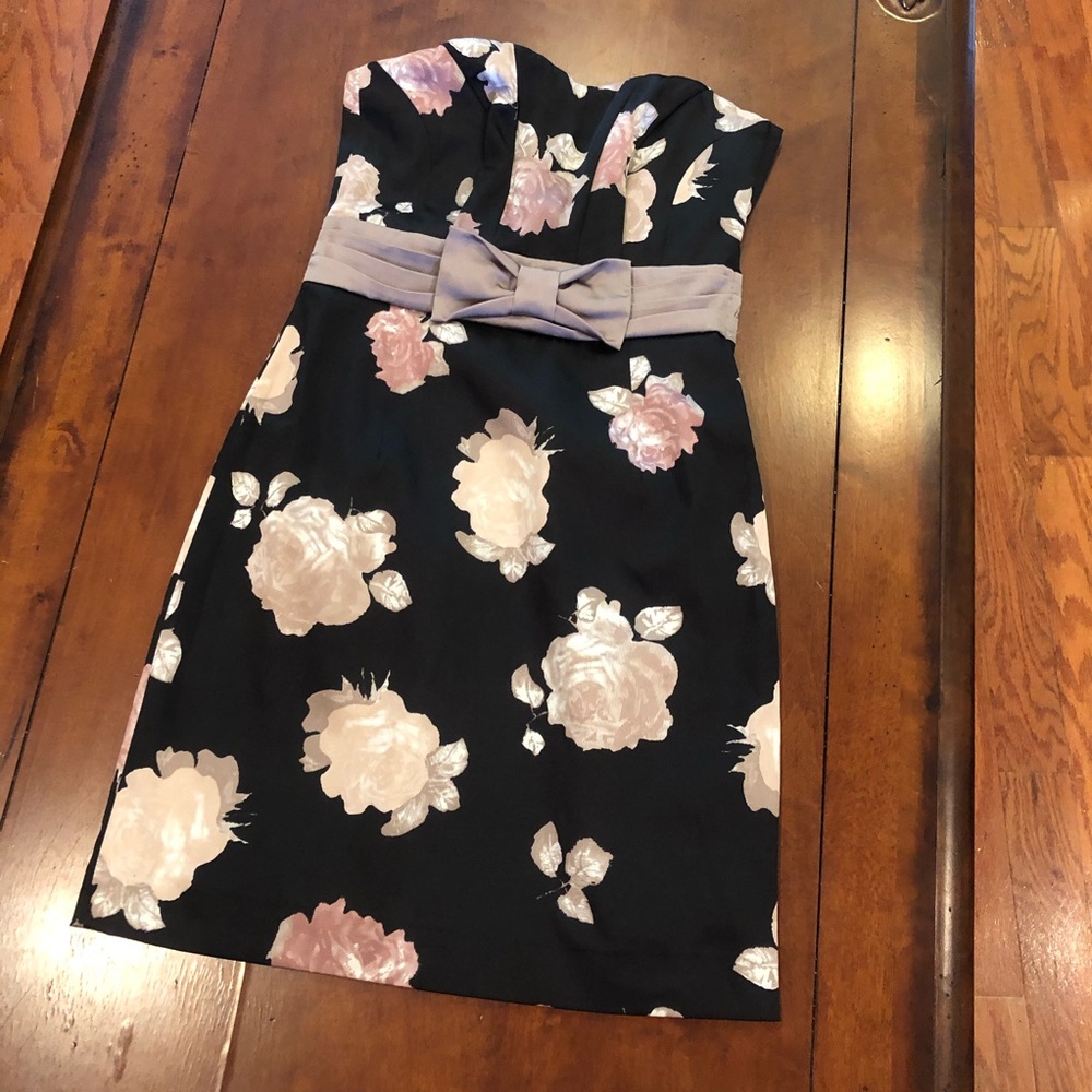 H&M Black Strapless Floral Rose Print Dress